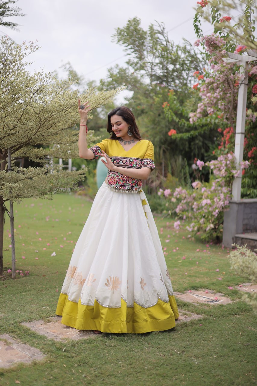 Designer Kutchi Gamthi Lehenga Choli ClothsVilla