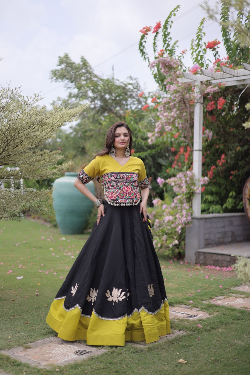 Designer Kutchi Gamthi Lehenga Choli ClothsVilla