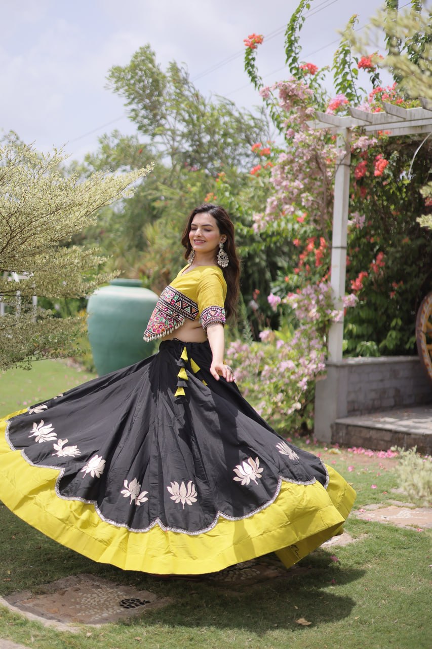 Designer Kutchi Gamthi Lehenga Choli ClothsVilla