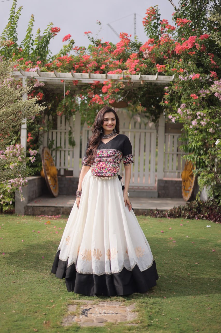 Designer Kutchi Gamthi Lehenga Choli ClothsVilla