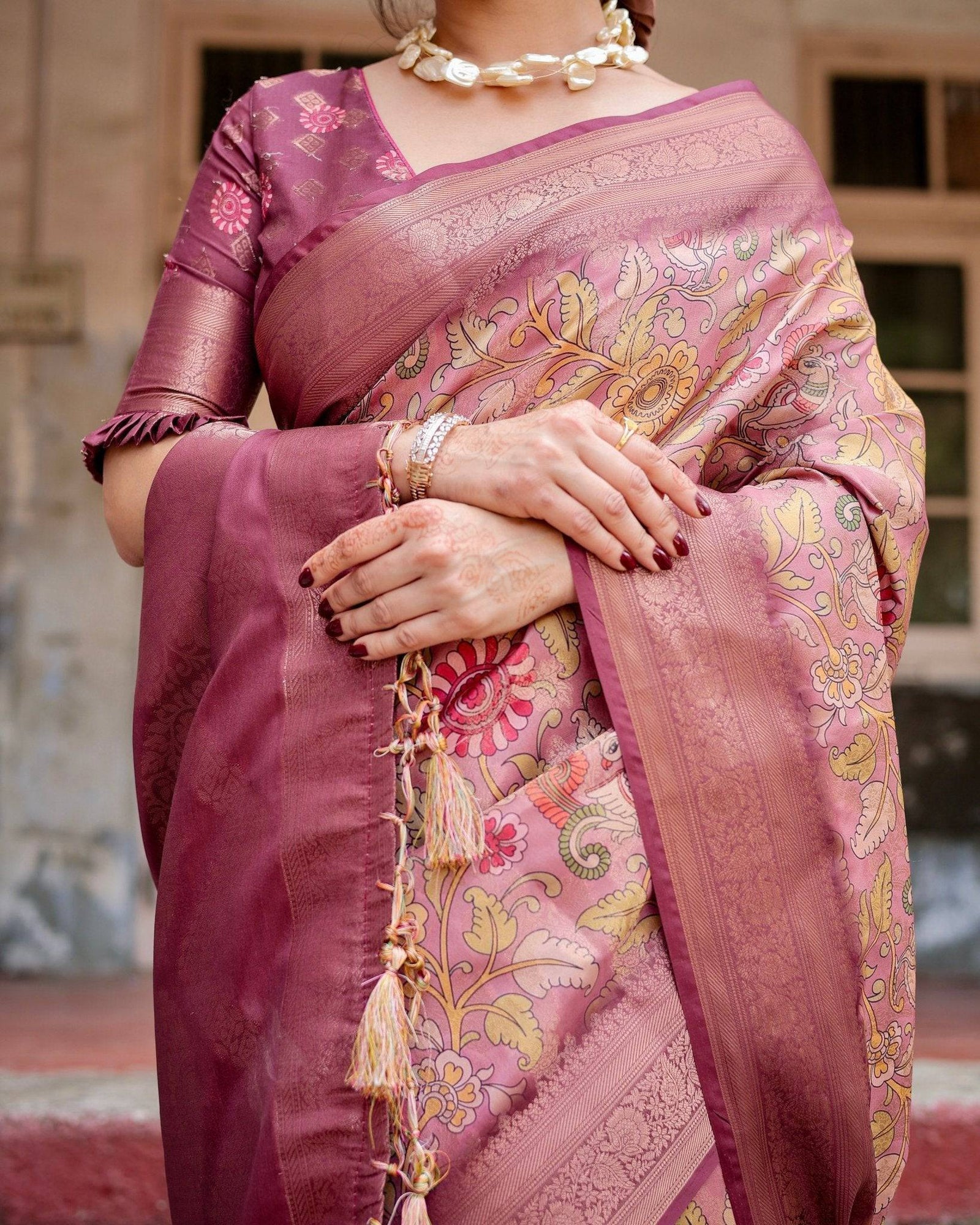 Elegant Pink Banarasi Silk Saree with Floral Zari Weaving and Tassel-Embellished Pallu BANARASI PRINTED