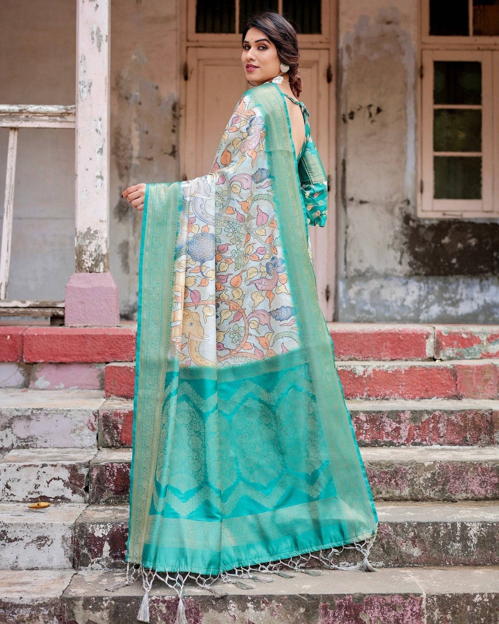 Graceful Green Banarasi Silk Saree with Vibrant Motifs and Zari Woven Pallu BANARASI PRINTED