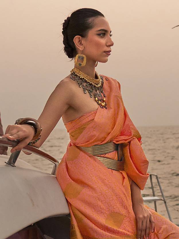 Dusty Orange Graceful Silk Blend Kanjivaram Saree with Tassel Detailing Secondary image