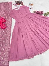 Load image into Gallery viewer, Dusty Pink Elegant Designer Party Wear Gown &amp; Dupatta Set Clothsvilla