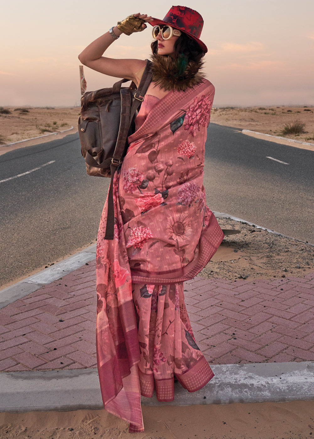Dusty Red Elegant Blended Linen Silk Saree – Breathable & Stylish for All Seasons Clothsvilla