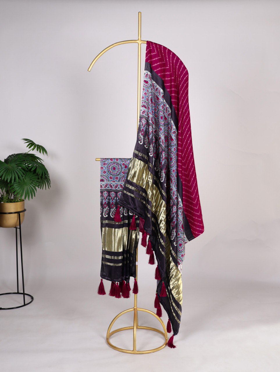 Elegant Bandhej Pure Gaji Silk Dupatta – Digital Print with Tassels ClothsVilla
