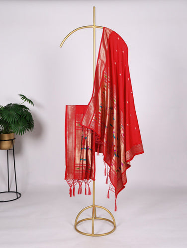 Elegant Jacquard Paithani Dupatta with Zari Weaving & Tassels ClothsVilla