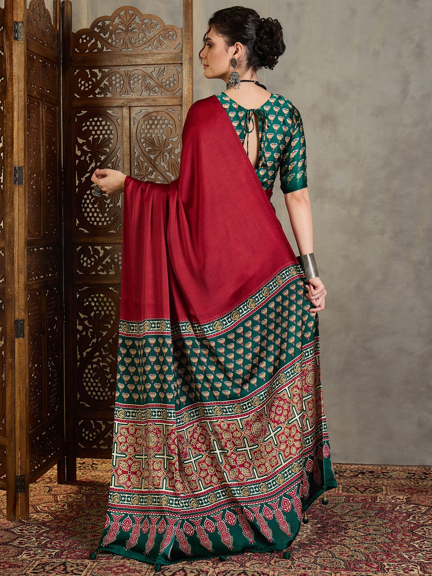 Eshanya Stylish Semi Modal Saree for Party & Festive Wear ClothsVilla