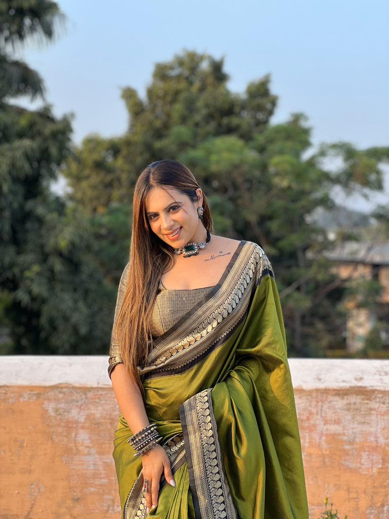 Exquisite Mint Green & Black Jacquard Pure Soft Banarasi Silk Saree with Stylish Blouse Piece ClothsVilla.com