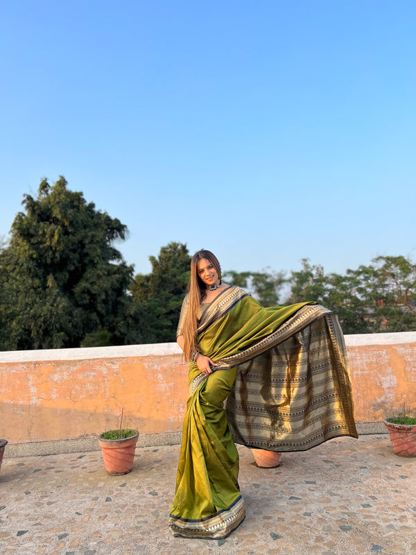Exquisite Mint Green & Black Jacquard Pure Soft Banarasi Silk Saree with Stylish Blouse Piece ClothsVilla.com