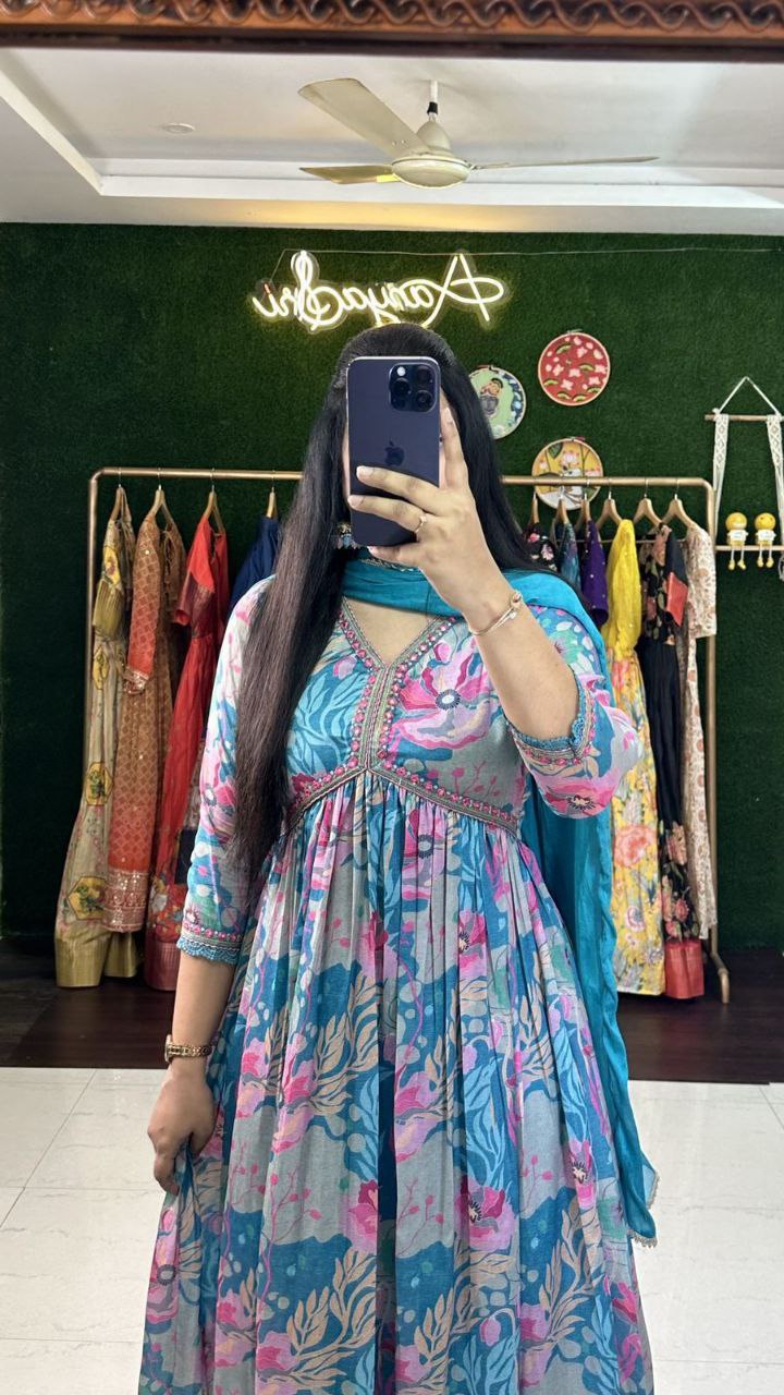 Exquisite Sky Blue Hand-Embroidered Cotton Masleen Alia Cut Suit Set with Digital Shine Prints Secondary image