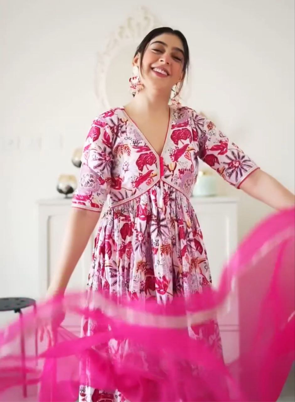 Festival & Party Ready Mesmerize in Pink Super-Hot Alia Cut Suit Set with Pauls Flair ClothsVilla