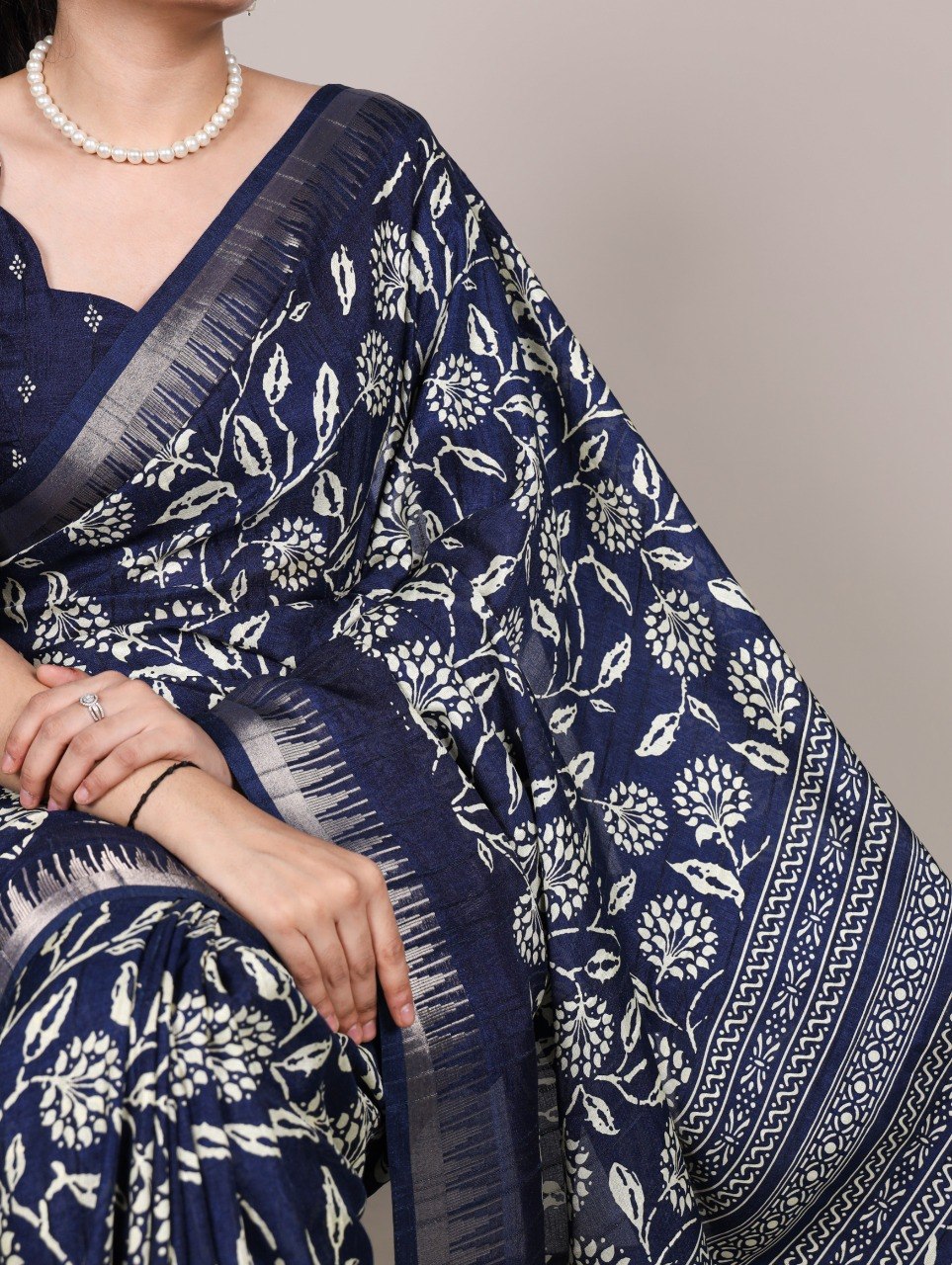 Floral Printed Slub Silk Saree ClothsVilla