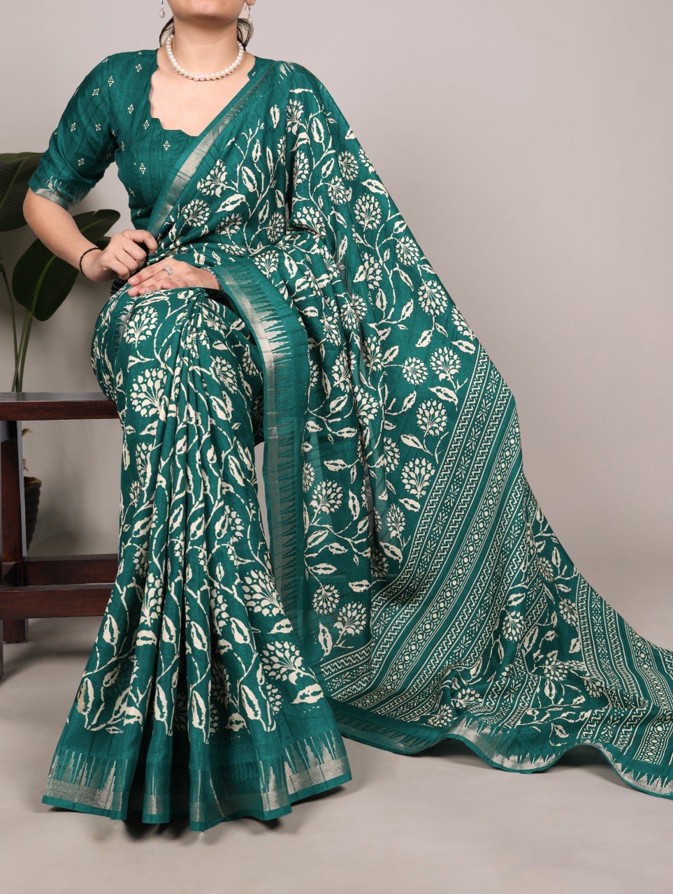 Floral Printed Slub Silk Saree ClothsVilla