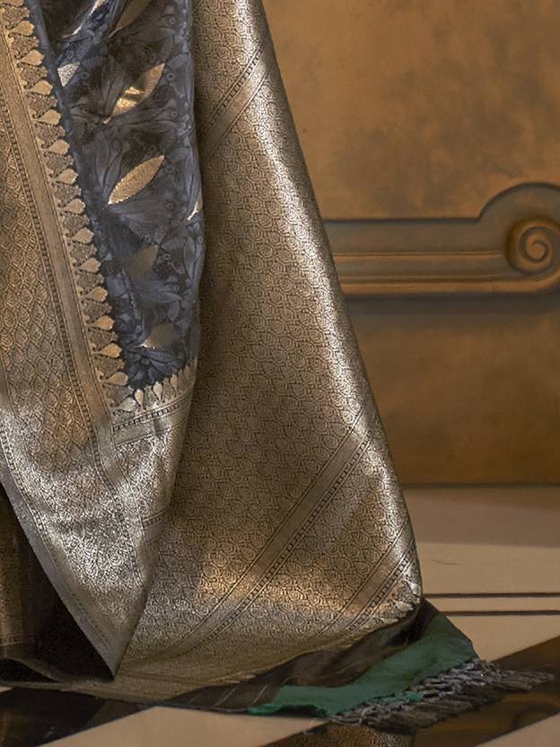 Gray Classic Banarasi Silk Blend Saree – Perfect for Weddings & Festive Occasions ClothsVilla