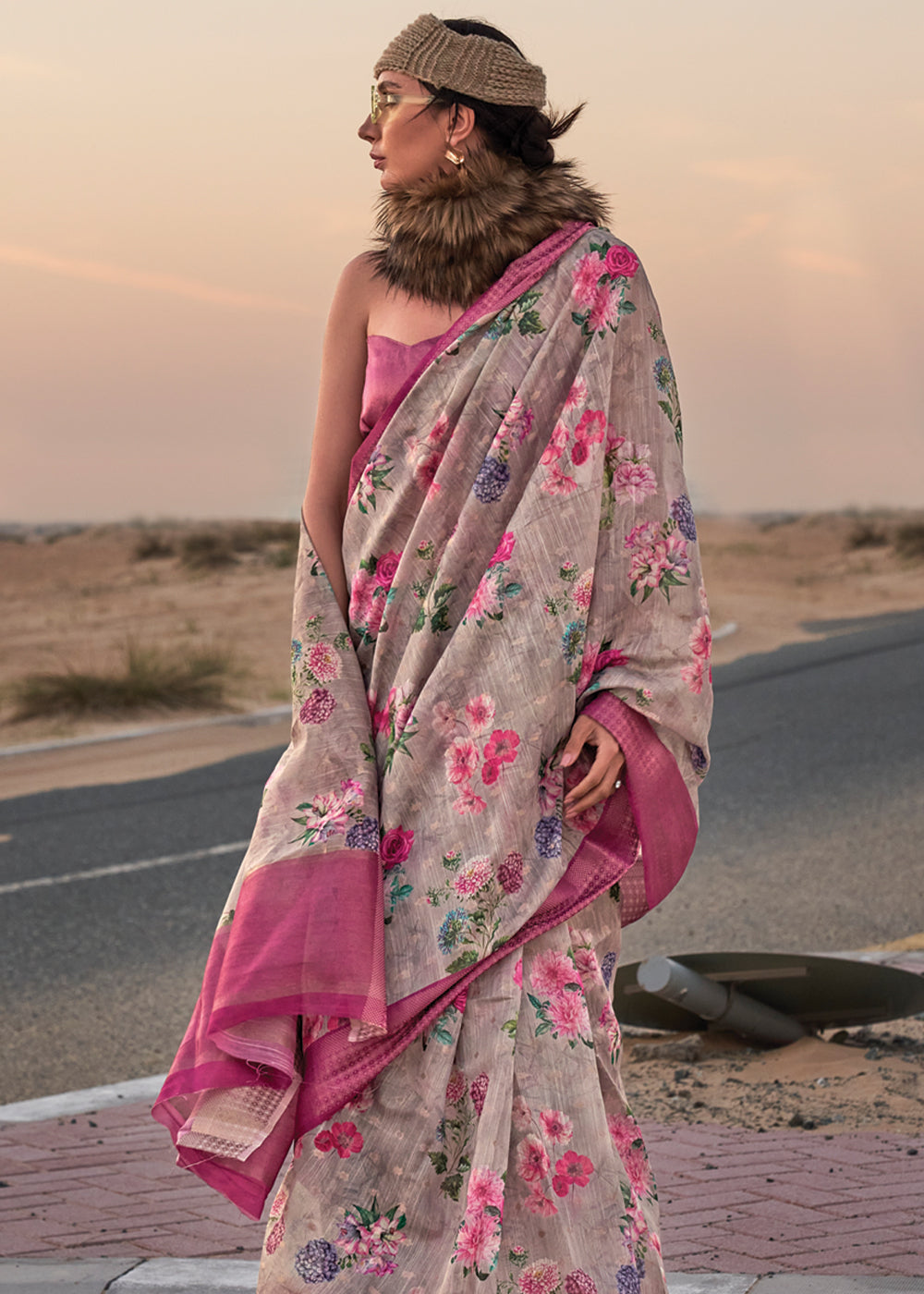 Gray Elegant Blended Linen Silk Saree – Breathable & Stylish for All Seasons Clothsvilla