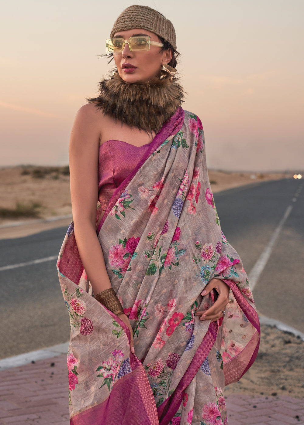Gray Elegant Blended Linen Silk Saree – Breathable & Stylish for All Seasons Clothsvilla