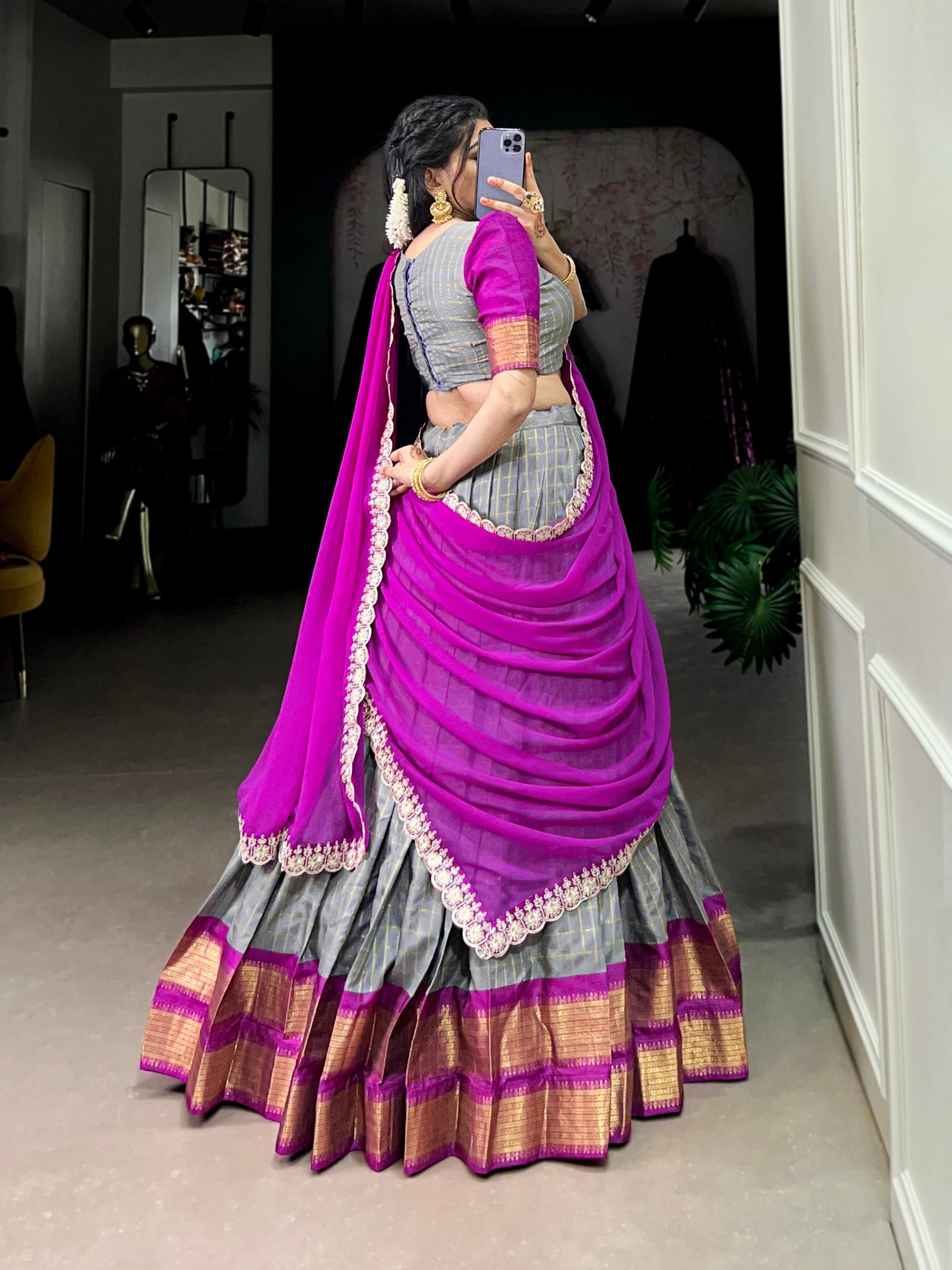 Gray Elegant Zari Chex Lehenga Set – Perfect Blend of Tradition & Trend