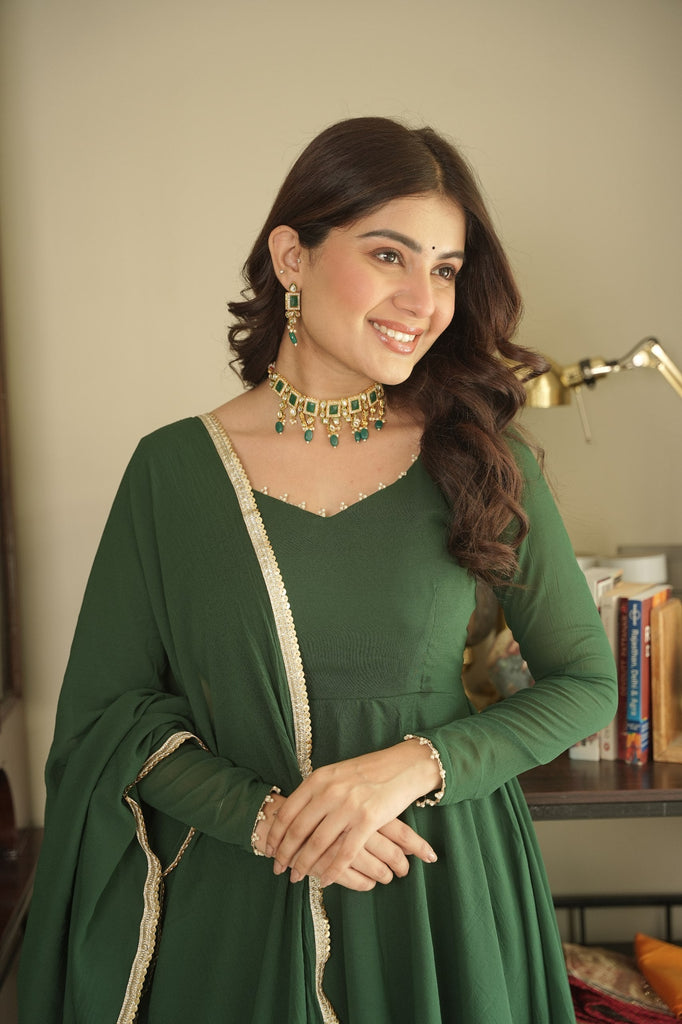 Green Elegant Georgette Printed Suit Set with Tassel Dupatta – Flowy & Chic Clothsvilla