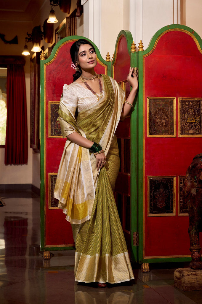 Green Elegant Jacquard Chex Saree with Zari Weaving Work – Includes Matching Blouse Piece Clothsvilla