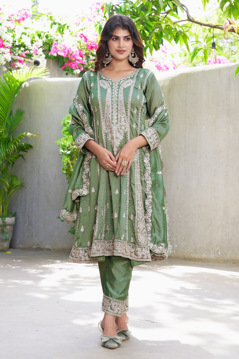 Green Embroidered Kurta Pant Set ClothsVilla Main image