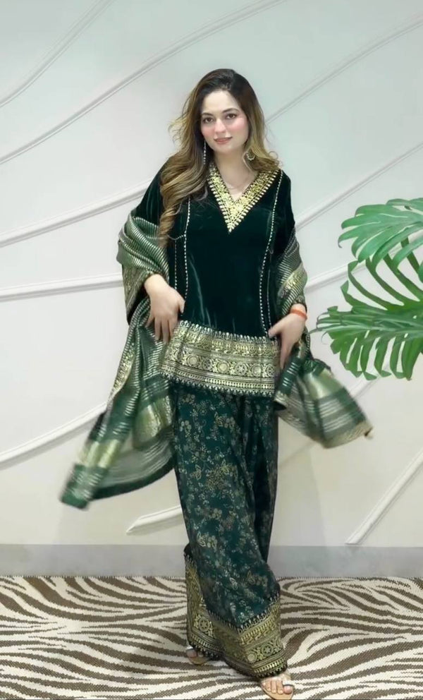 Green Embroidered Velvet Suit Cloth's Villa