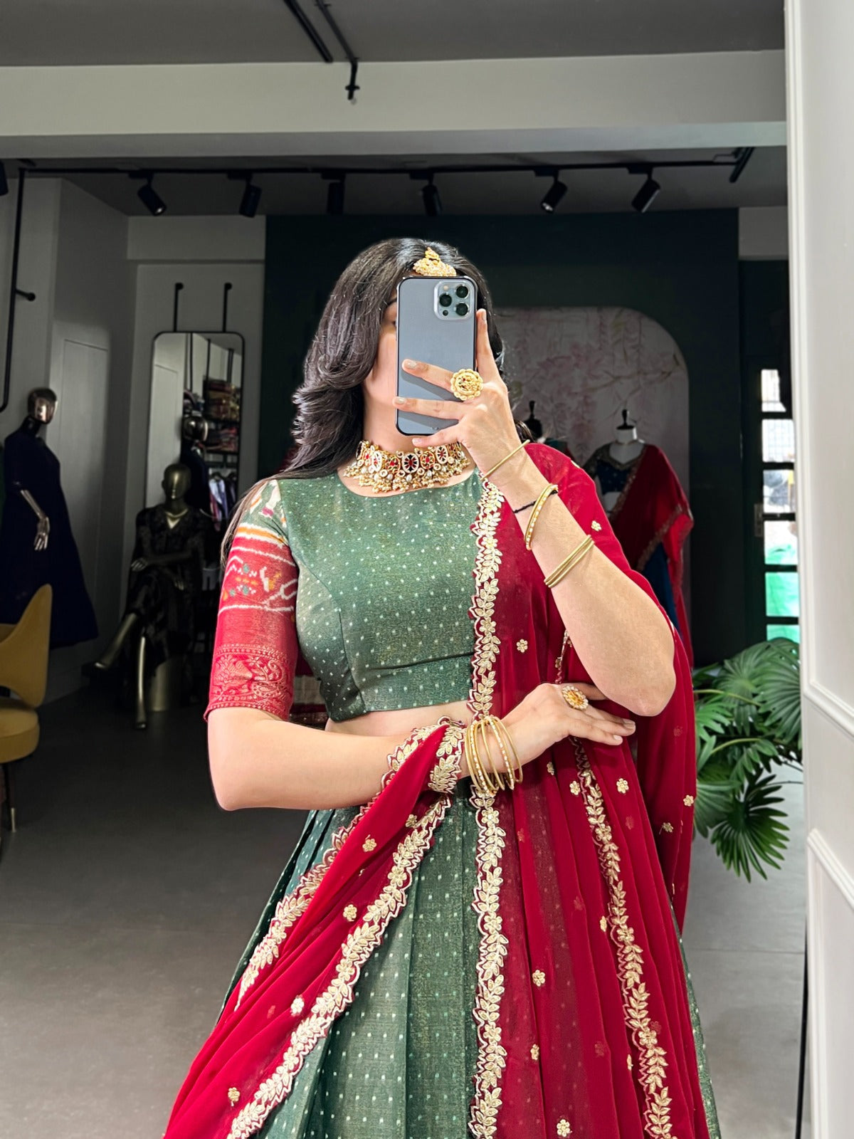 Green Regal Kanchipuram Zari Woven Lehenga Set with Embroidered Georgette Dupatta – Stitched Lehenga & Unstitched Blouse Clothsvilla