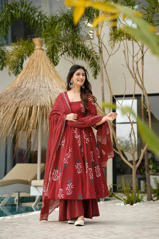 Heavy Mul Cotton Digital Print Anarkali Gown with Dupatta Clothsvilla