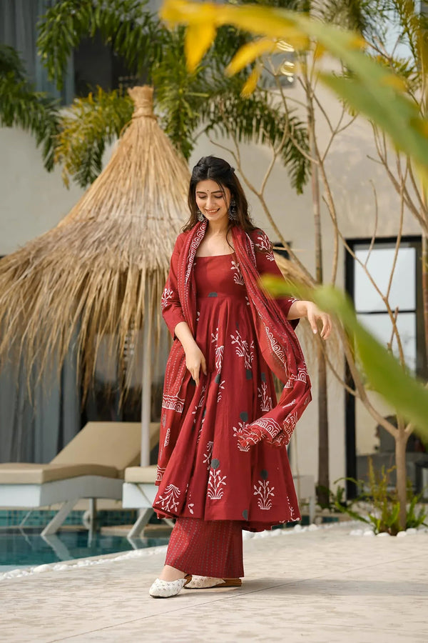 Heavy Mul Cotton Digital Print Anarkali Gown with Dupatta Clothsvilla
