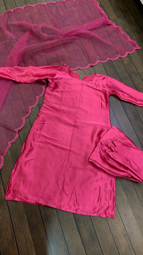 Hot Pink Effortless Elegance – Japan Silk Suit with Organza Dupatta Clothsvilla