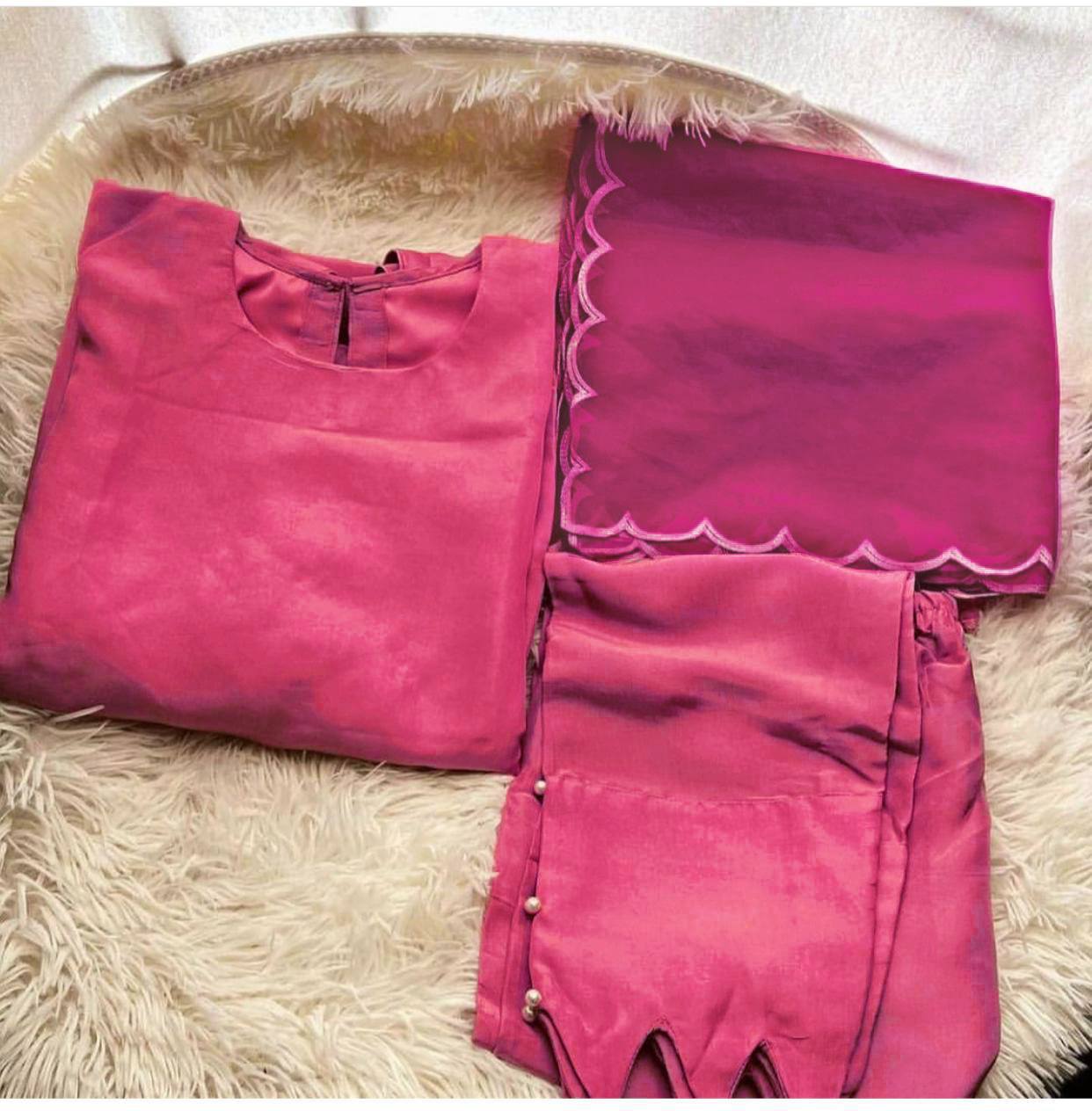 Hot Pink Japan Silk Suit with Organza Dupatta Secondary image