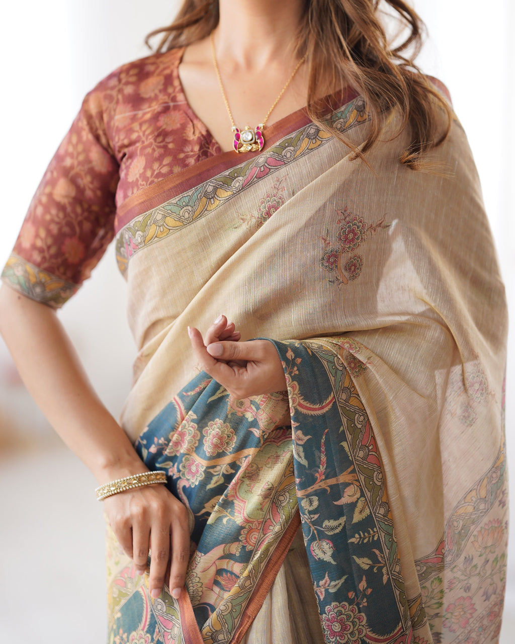 Beige Handloom Cotton Saree with Maroon Blouse and Multicolor Royal Procession Pallu LINEN HANDLOOM