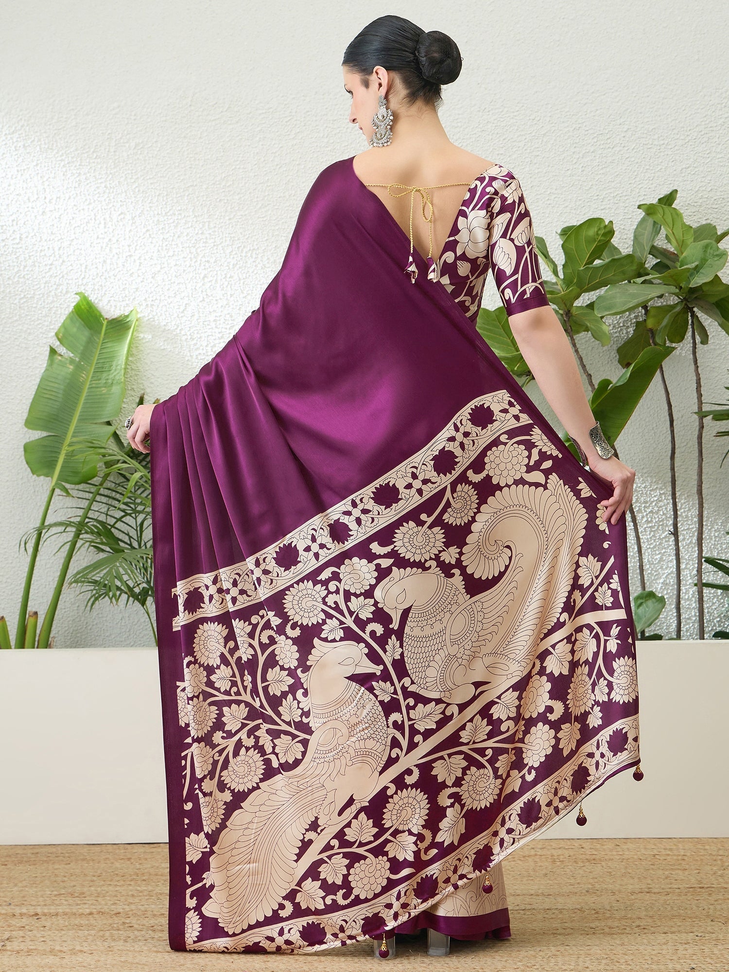Ishvika Stylish Semi Modal Saree for Party & Festive Wear ClothsVilla