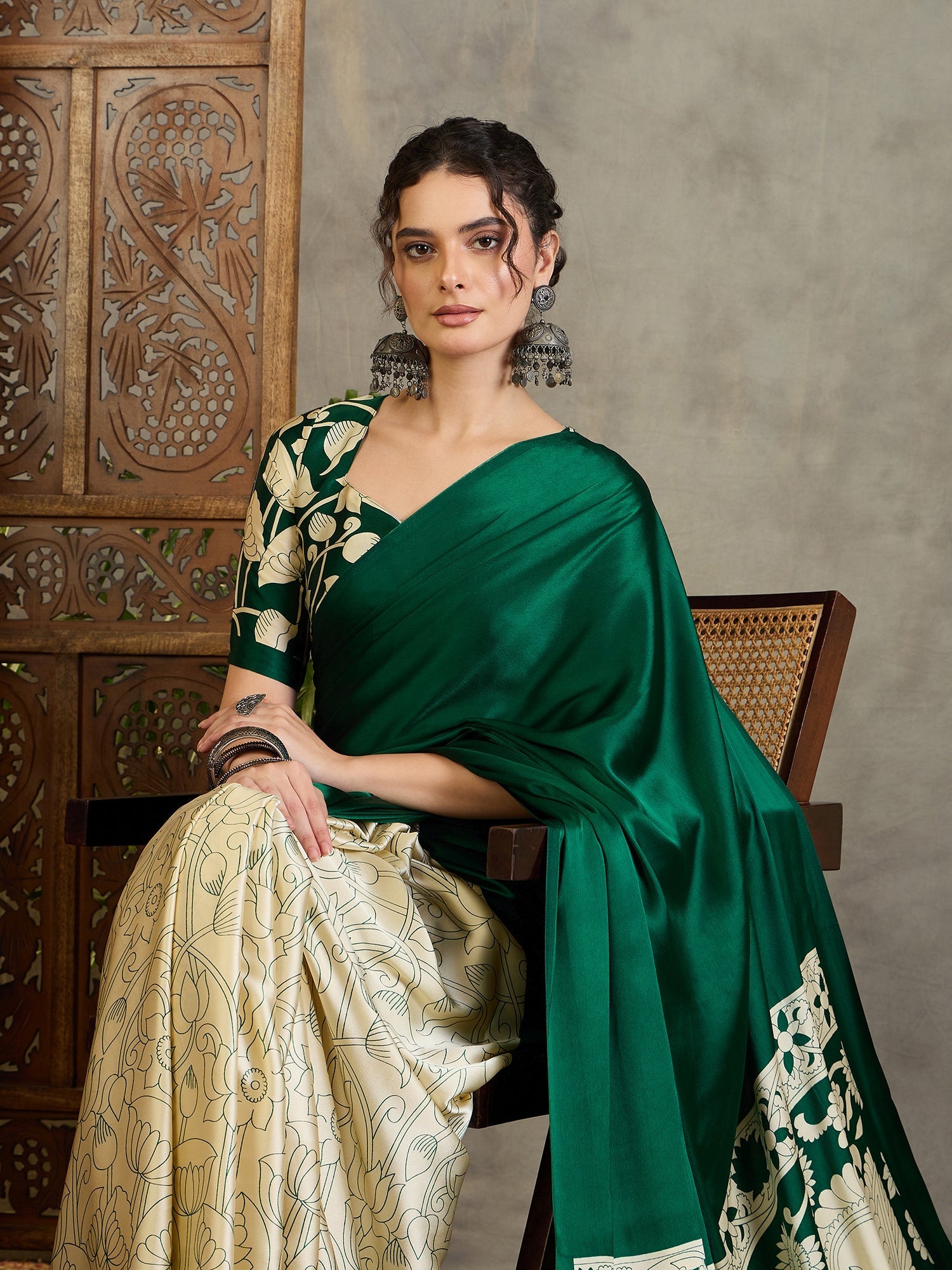 Ishvika Stylish Semi Modal Saree for Party & Festive Wear ClothsVilla