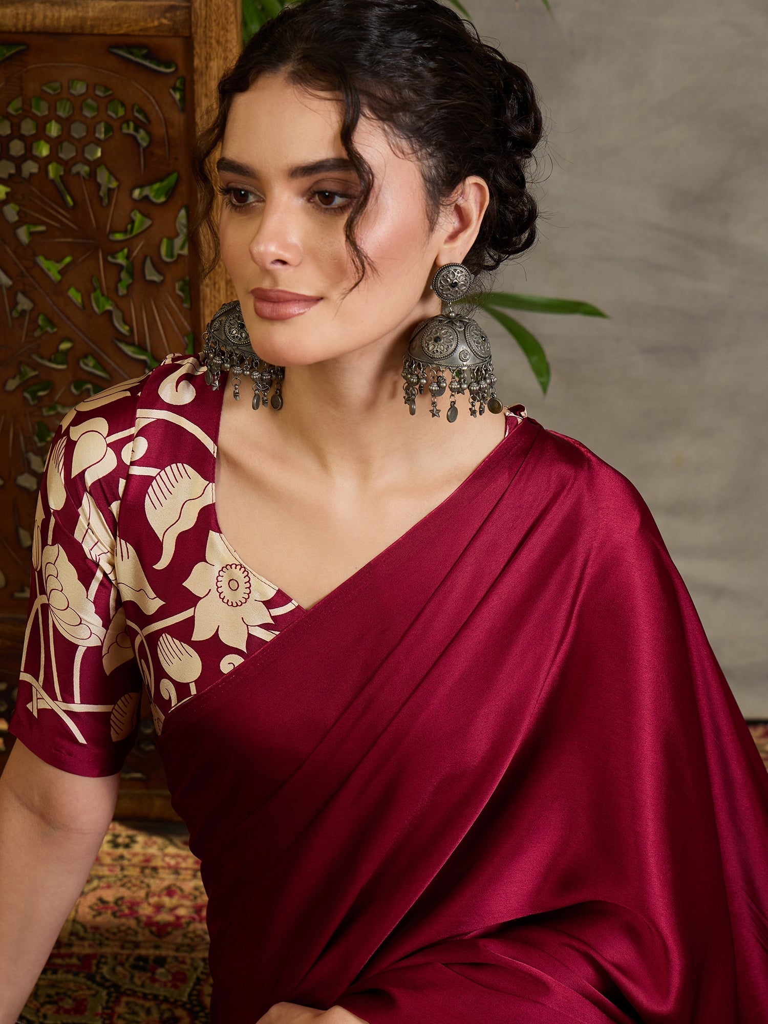 Ishvika Stylish Semi Modal Saree for Party & Festive Wear ClothsVilla