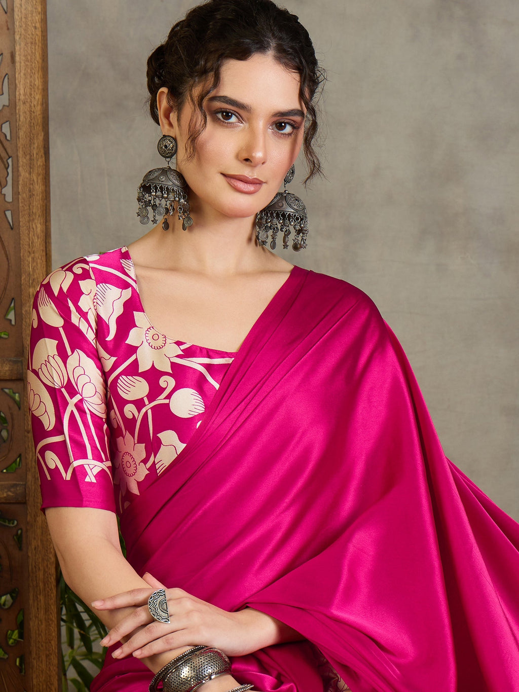 Ishvika Stylish Semi Modal Saree for Party & Festive Wear ClothsVilla