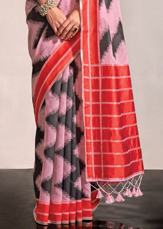 Light Pink Regal Banarasi Blended Silk Saree – Timeless Elegance for Grand Occasions ClothsVilla
