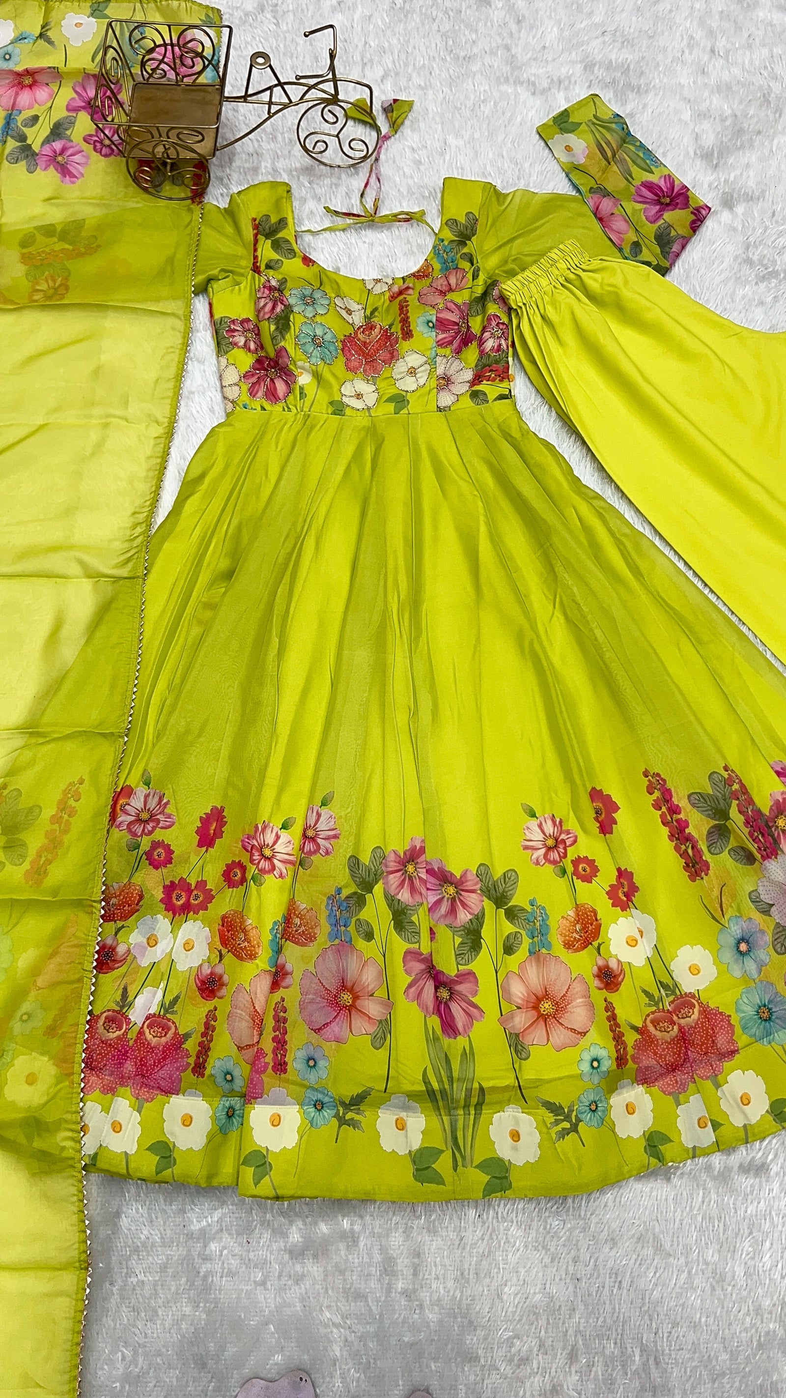 Liril Color Floral Organza Anarkali Suit Set for Festivals & Weddings