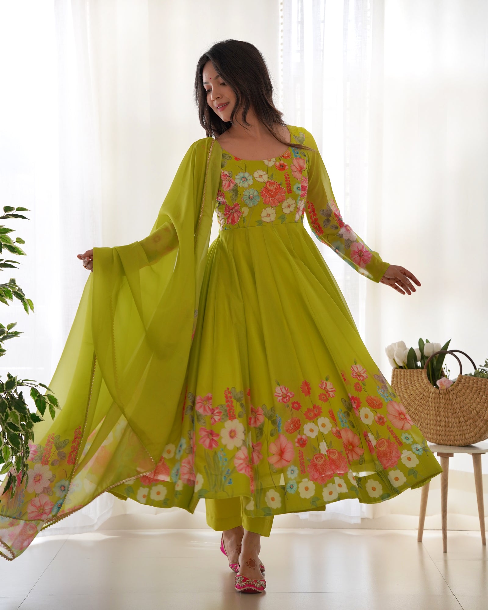 Liril Color Floral Organza Anarkali Suit Set for Festivals & Weddings