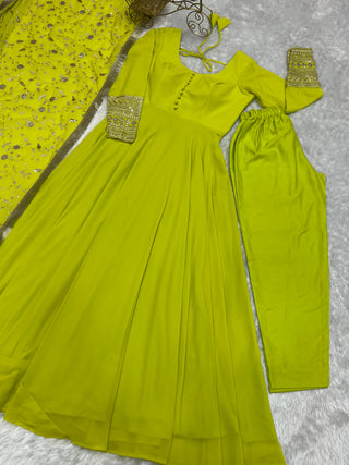 Liril Elegant Georgette Anarkali Gown Set – Festive & Wedding Ready