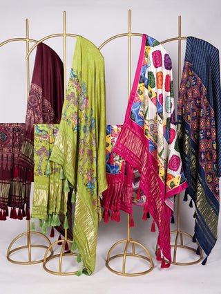 Luxurious Gaji Silk Dupatta: Digital Prints & Classic Lagdi Patta with Tassels ClothsVilla