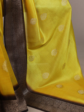 Luxurious Rumali Silk Saree with Rich Zari Weaving & Matching Unstitched Zari-Woven Blouse ClothsVilla