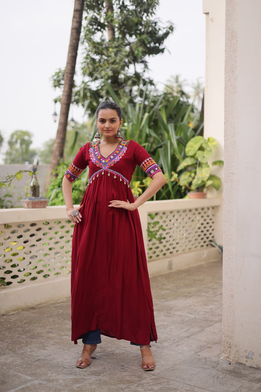 Maroon 14 Kg Rayon Kutchi Gamthi Embroidered Kurti ClothsVilla