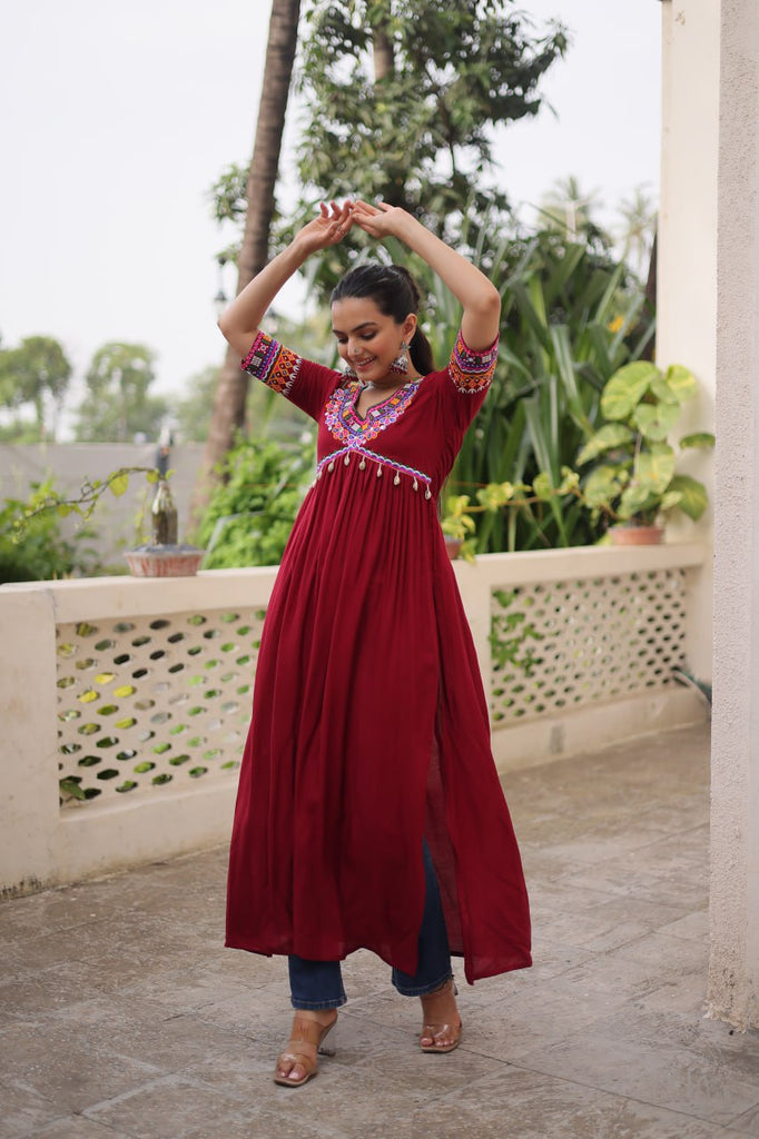 Maroon 14 Kg Rayon Kutchi Gamthi Embroidered Kurti ClothsVilla
