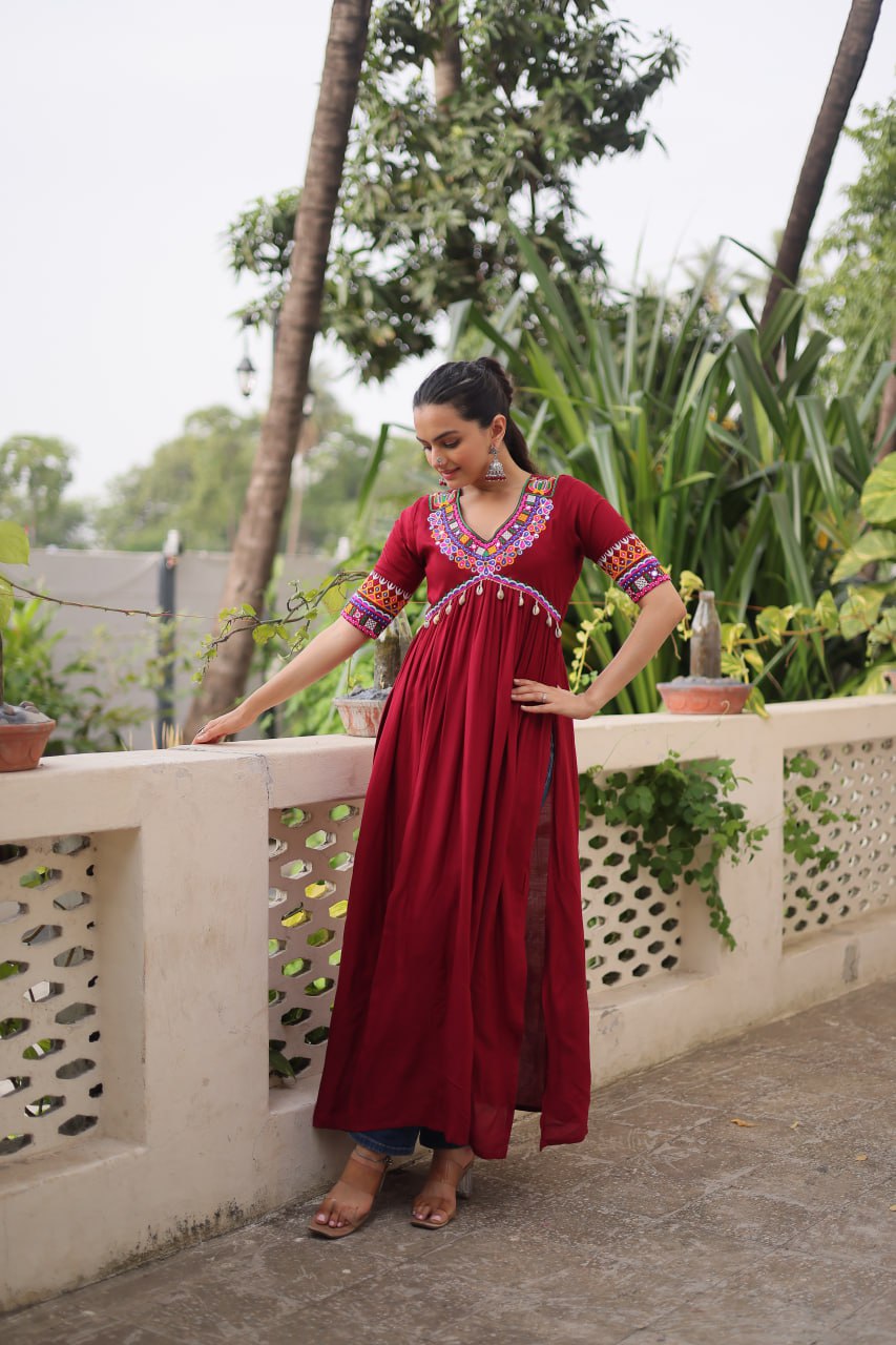 Maroon 14 Kg Rayon Kutchi Gamthi Embroidered Kurti ClothsVilla