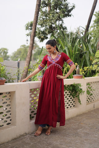 Maroon 14 Kg Rayon Kutchi Gamthi Embroidered Kurti ClothsVilla