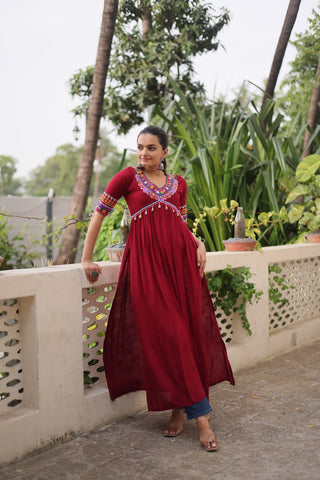 Maroon 14 Kg Rayon Kutchi Gamthi Embroidered Kurti ClothsVilla