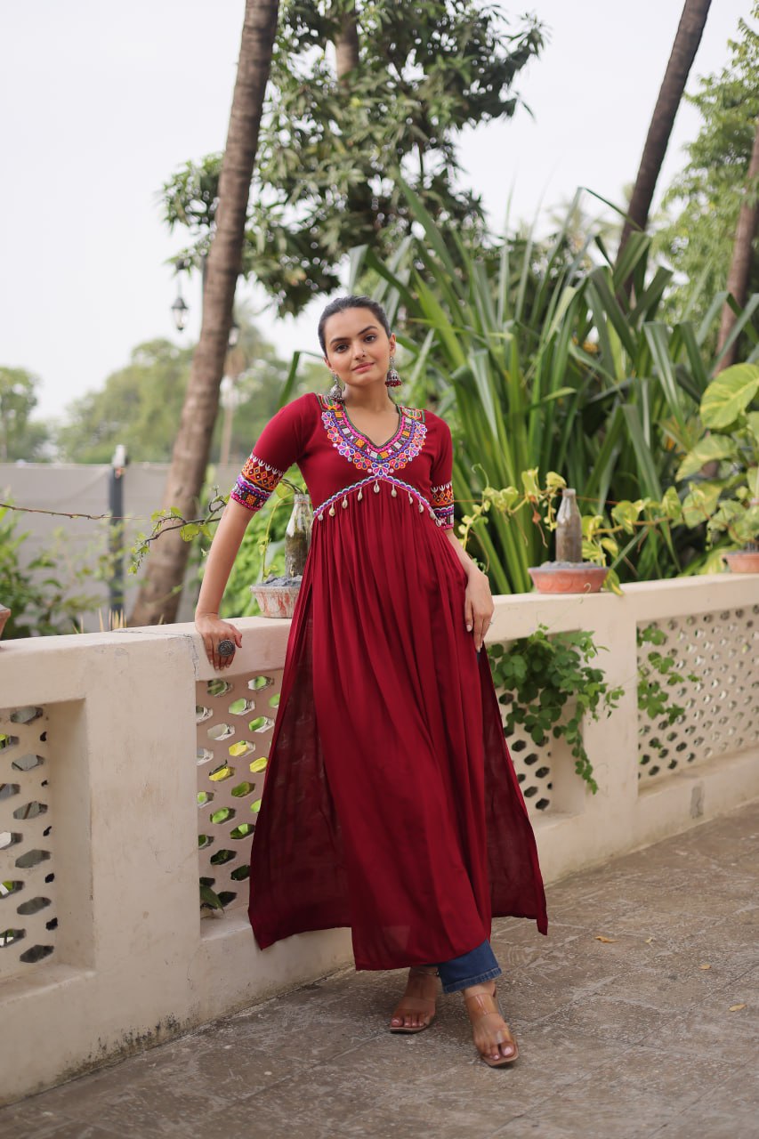Maroon 14 Kg Rayon Kutchi Gamthi Embroidered Kurti ClothsVilla