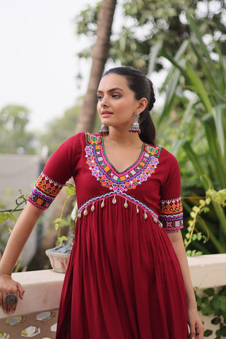 Maroon 14 Kg Rayon Kutchi Gamthi Embroidered Kurti ClothsVilla