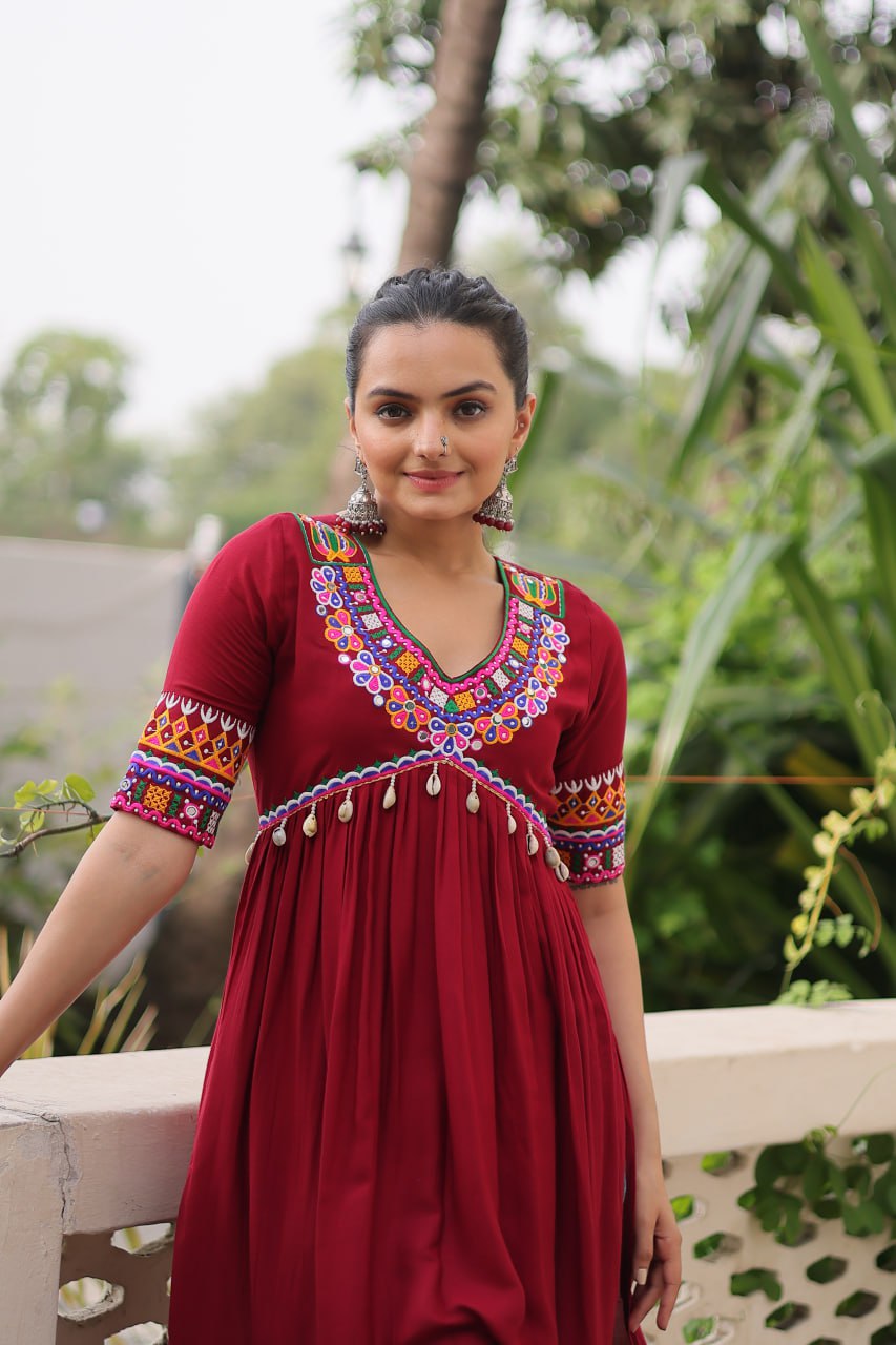 Maroon 14 Kg Rayon Kutchi Gamthi Embroidered Kurti ClothsVilla